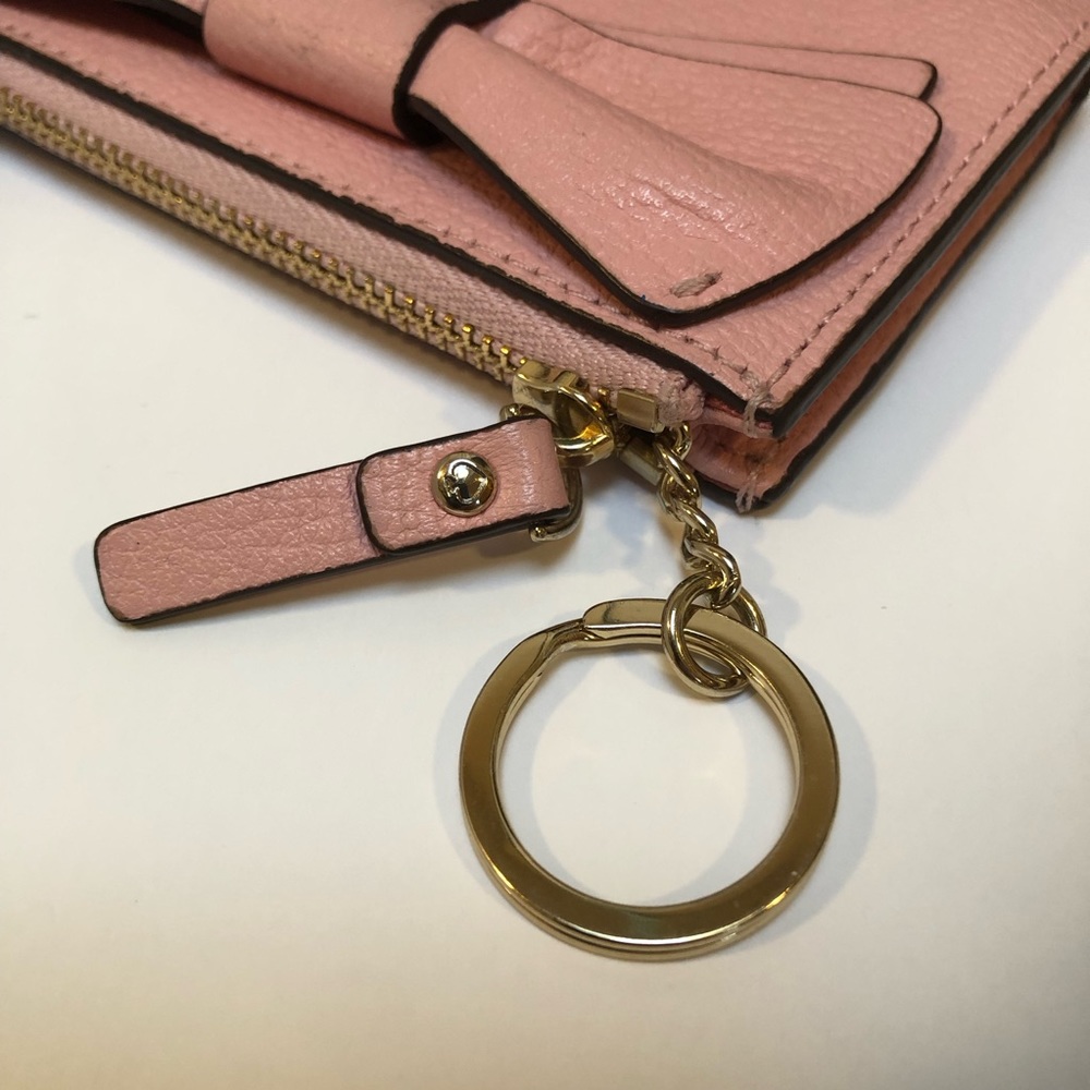 Kate Spade ♠️ Pink Key Chain Zip Pouch with Bow GUC - Picture 4 of 9